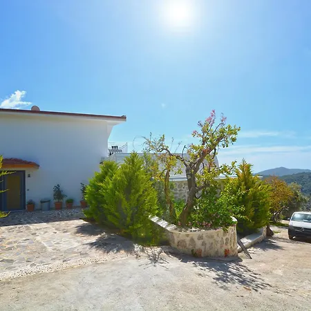 Villa Dora *