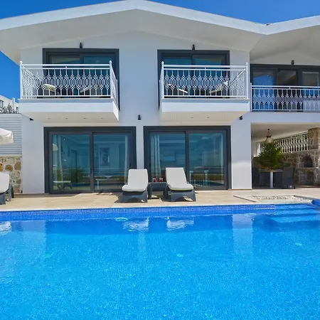 Dora Kalkan